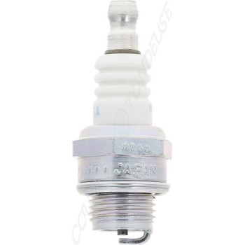 Le modèle de Bougie d'allumage de tondeuse NGK pack de 50 BMR6A - BMR6AW50