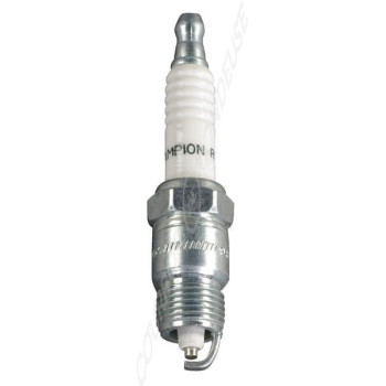 Le modèle de Bougie d'allumage de tondeuse Champion antiparasitée RV15YC4 - RV15YC4