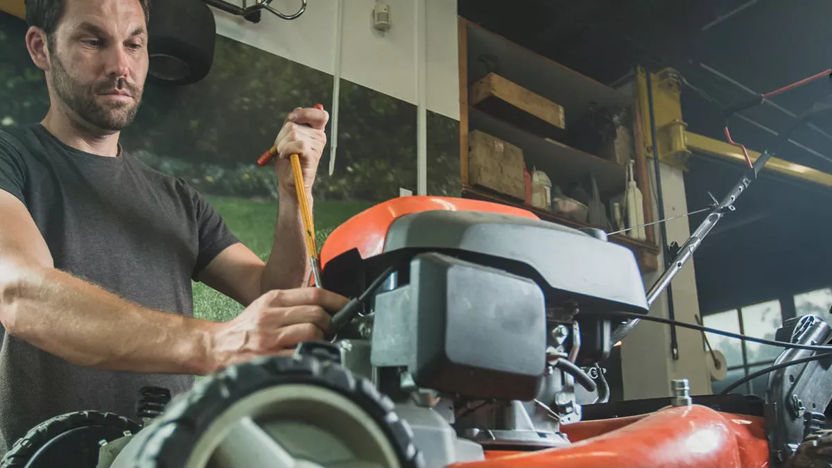 Préparez vos courroies d'outils de jardin pour l'hiver